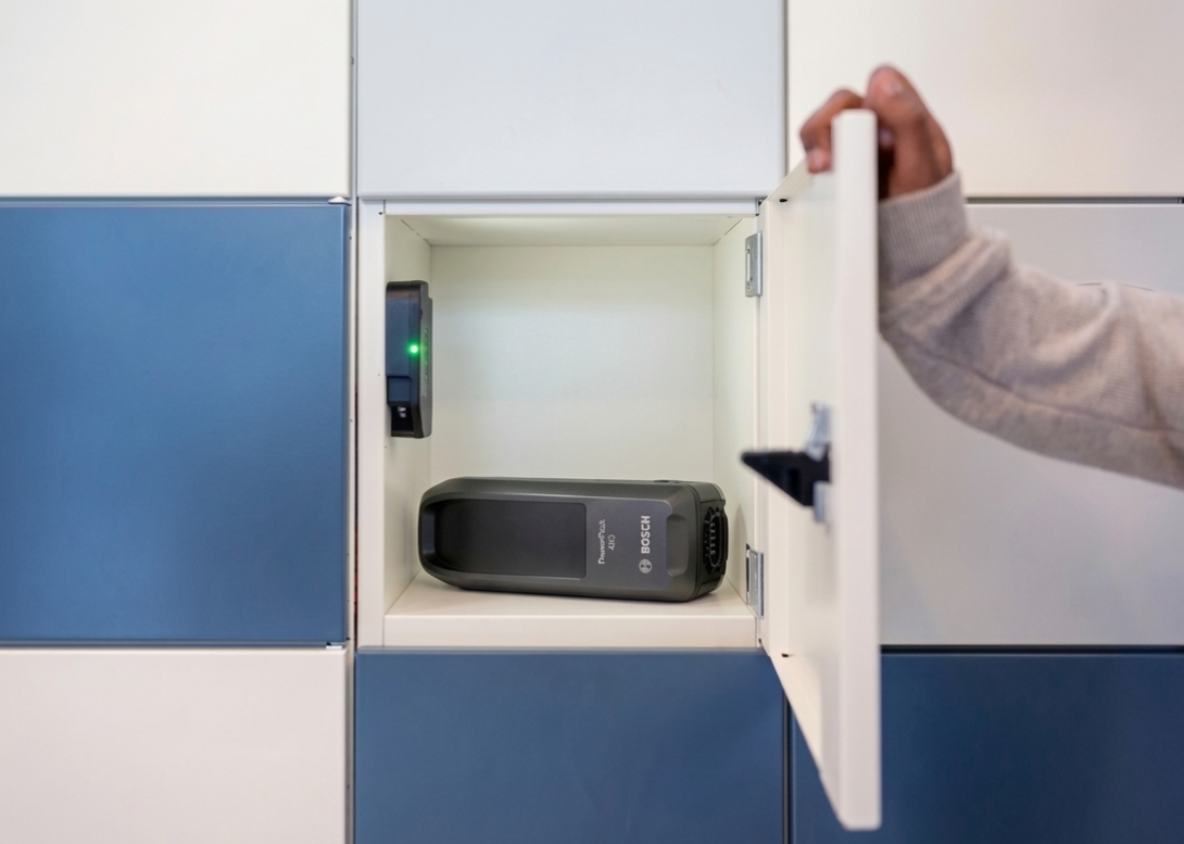Locker voor brandveilig opslaan en laden van lithium-ion accu’s