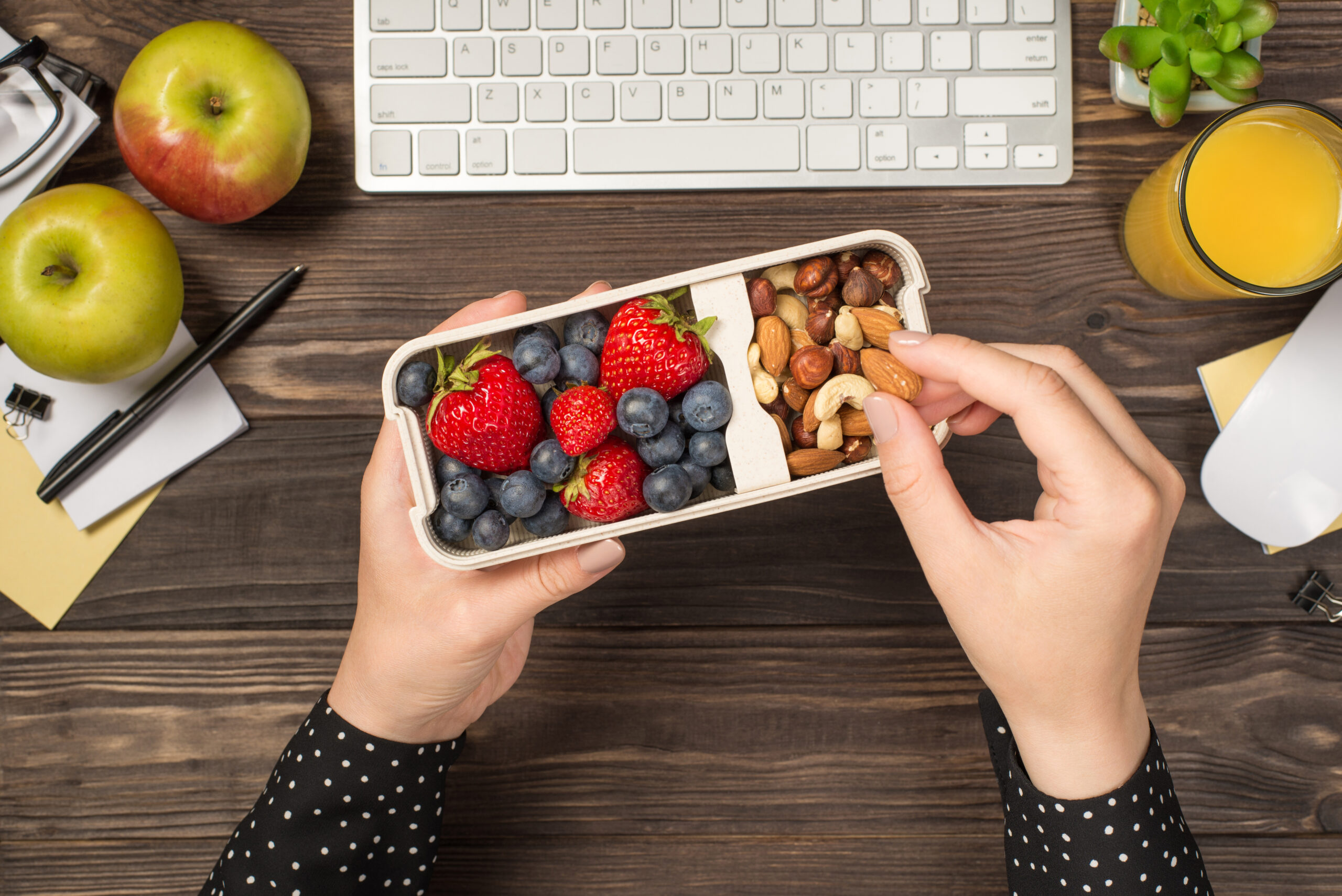 Gezond snacken draagt bij aan energie op de werkvloer